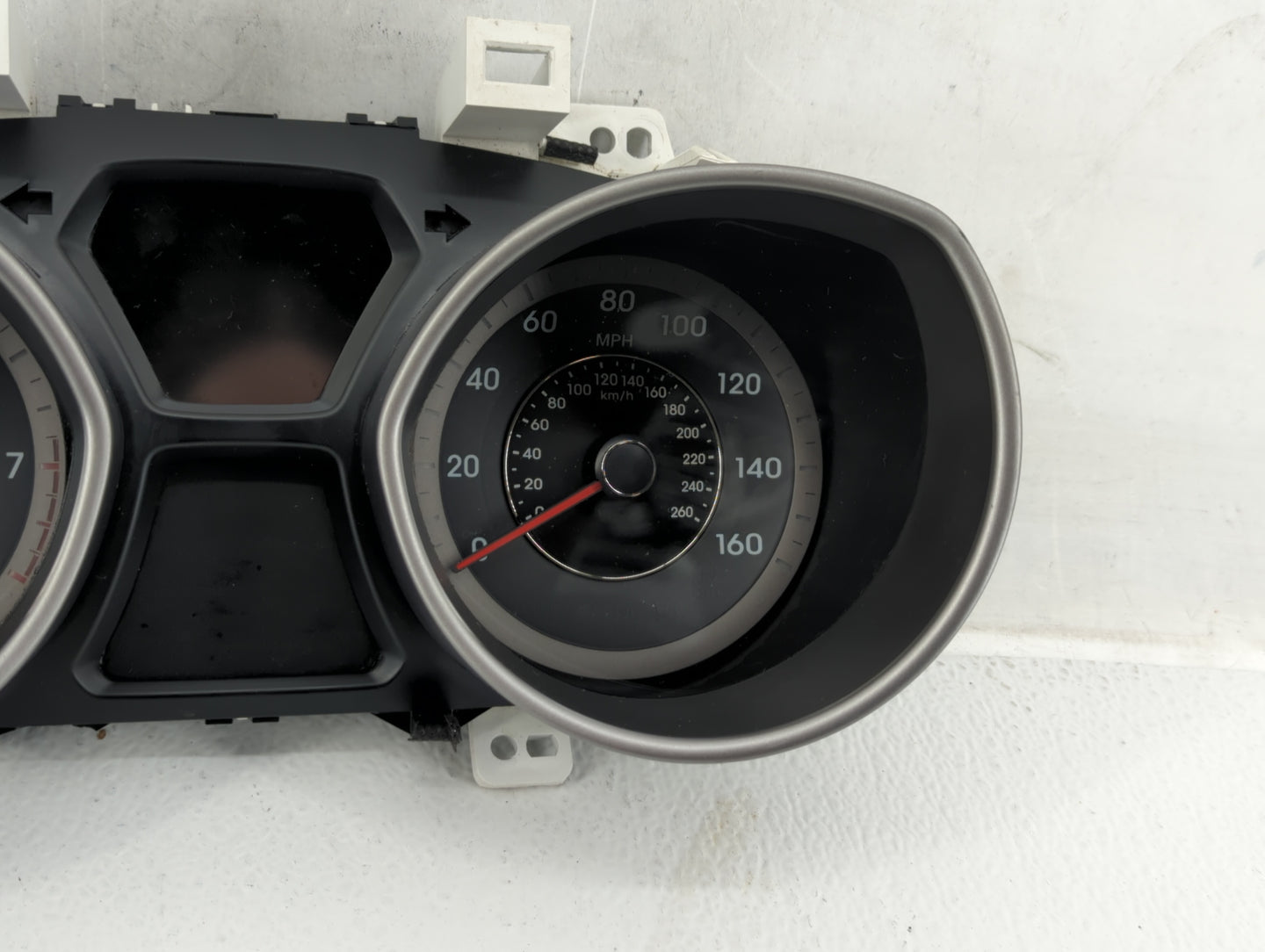 2013 Hyundai Elantra Instrument Cluster Speedometer Gauges P/N:94001-3X275 Fits OEM Used Auto Parts - Oemusedautoparts1.com