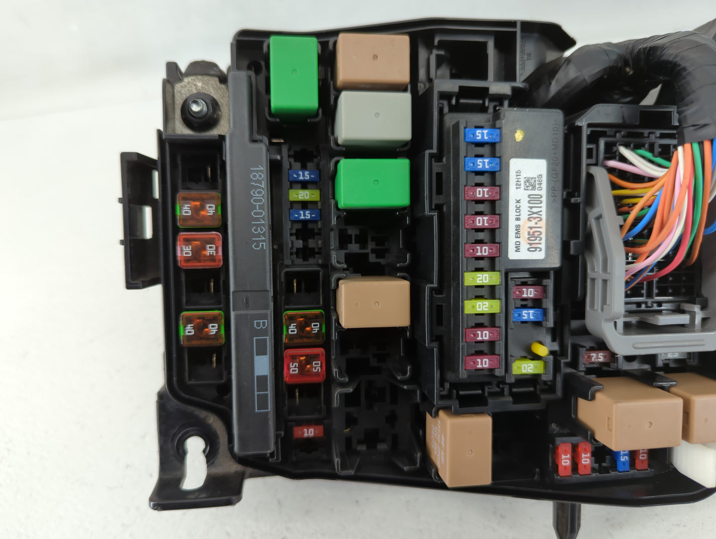 2011-2013 Hyundai Elantra Fusebox Fuse Box Panel Relay Module P/N:91205 3X214 Fits Fits 2011 2012 2013 OEM Used Auto Parts -