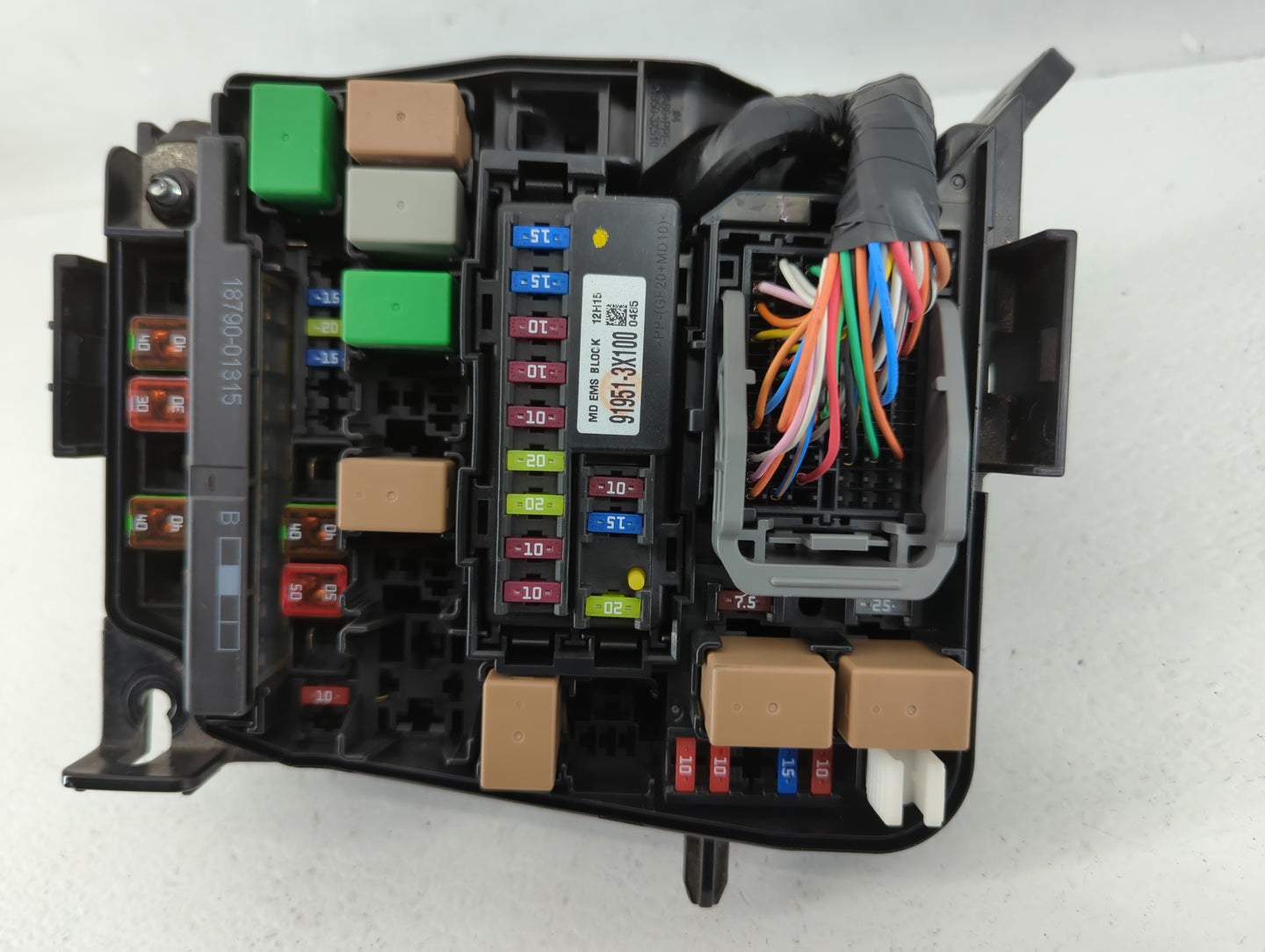 2011-2013 Hyundai Elantra Fusebox Fuse Box Panel Relay Module P/N:91205 3X214 Fits Fits 2011 2012 2013 OEM Used Auto Parts -