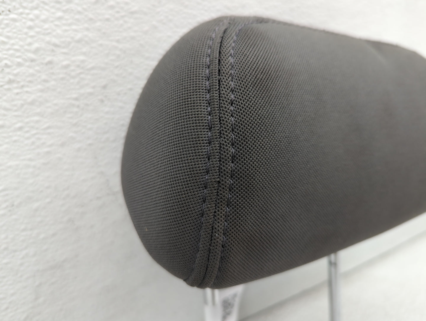 2013-2015 Hyundai Elantra Headrest Head Rest Front Driver Passenger Seat - Oemusedautoparts1.com