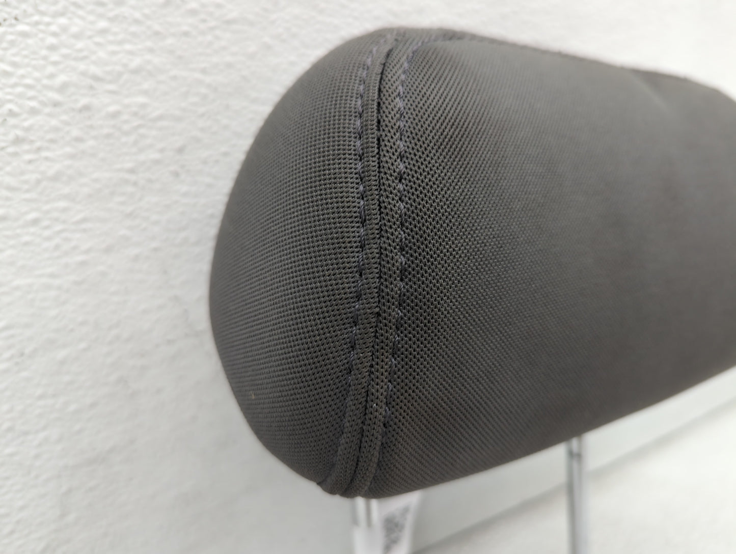2013-2015 Hyundai Elantra Headrest Head Rest Front Driver Passenger Seat - Oemusedautoparts1.com