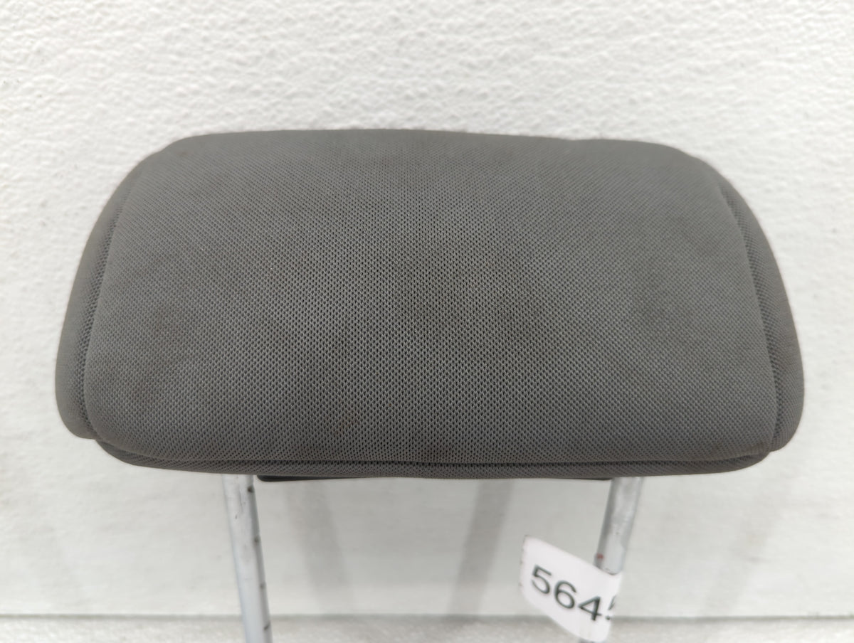 2013 Hyundai Elantra Headrest Head Rest Rear Center Seat Grey 564528 - Oemusedautoparts1.com
