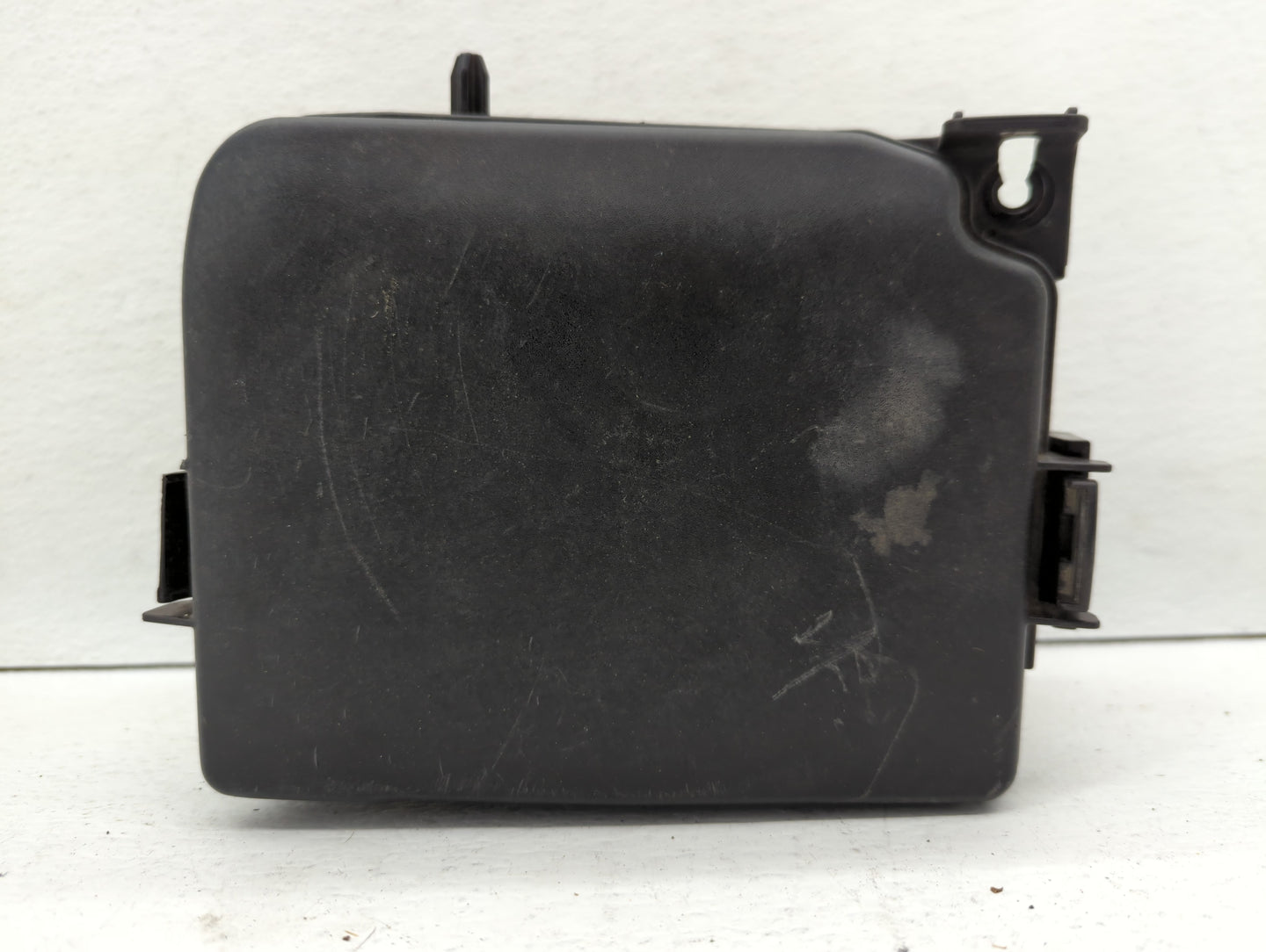 2011-2013 Hyundai Elantra Fusebox Fuse Box Panel Relay Module P/N:91205 3X214 Fits Fits 2011 2012 2013 OEM Used Auto Parts -