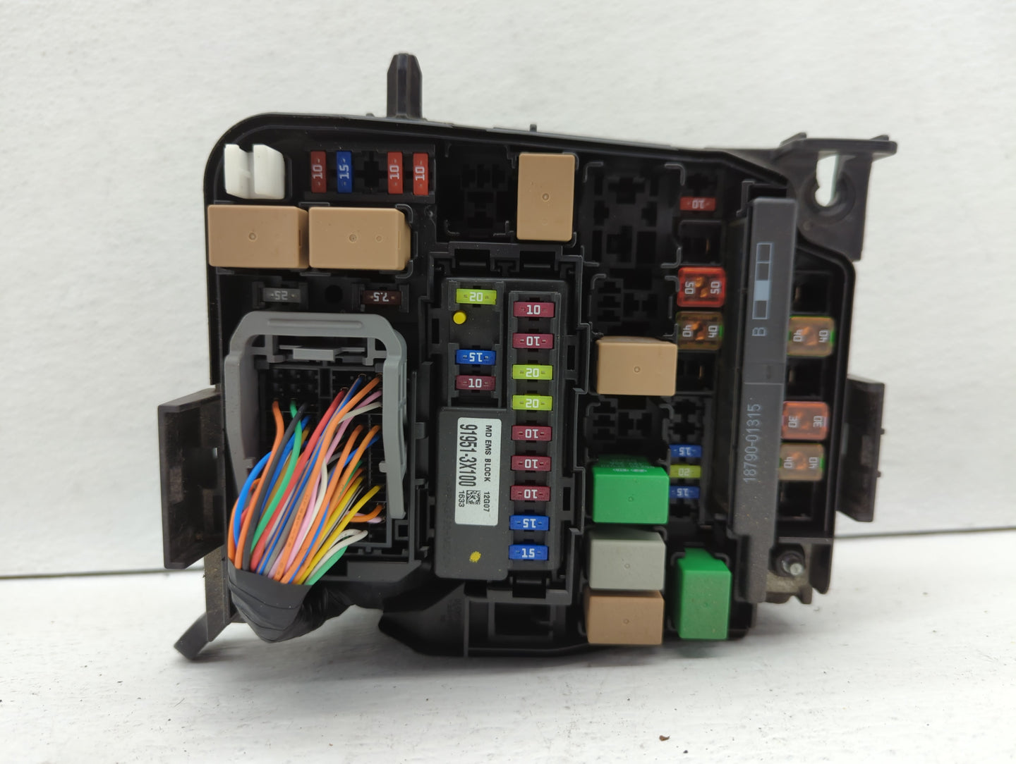2011-2013 Hyundai Elantra Fusebox Fuse Box Panel Relay Module P/N:91205 3X214 Fits Fits 2011 2012 2013 OEM Used Auto Parts -