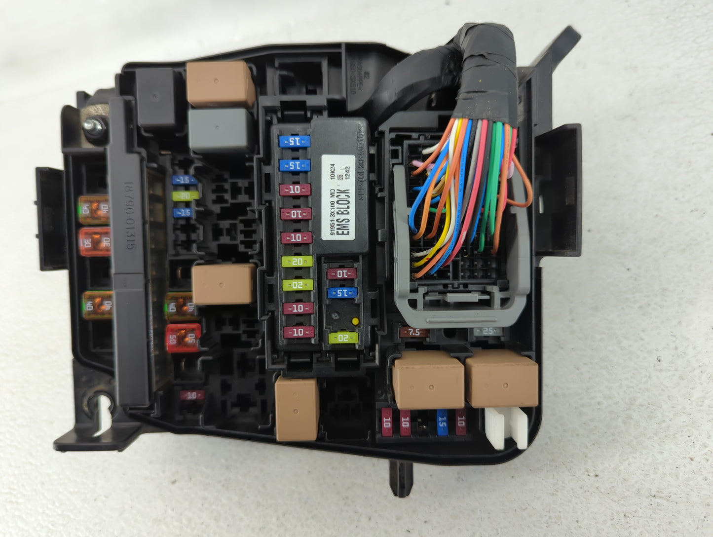 2011-2013 Hyundai Elantra Fusebox Fuse Box Panel Relay Module P/N:91950-3X711 Fits Fits 2011 2012 2013 OEM Used Auto Parts -