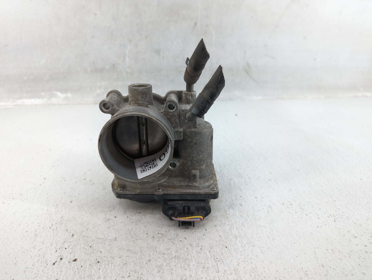 2011-2020 Hyundai Elantra Throttle Body P/N:35100-2E000 Fits Fits 2011 2012 2013 2014 2015 2016 2017 2018 2019 2020 2021 OEM