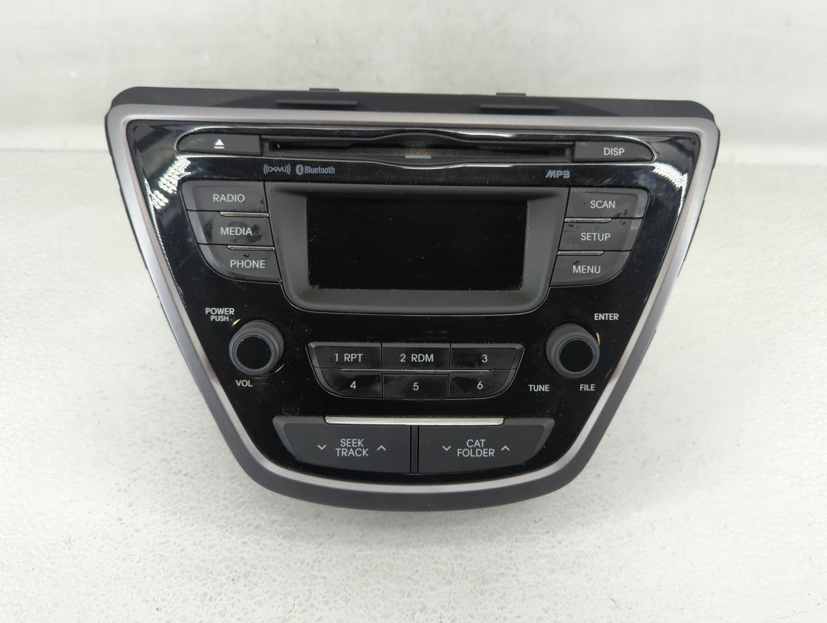 2013-2013 Hyundai Elantra Am Fm Cd Player Radio Receiver 582966 - Oemusedautoparts1.com