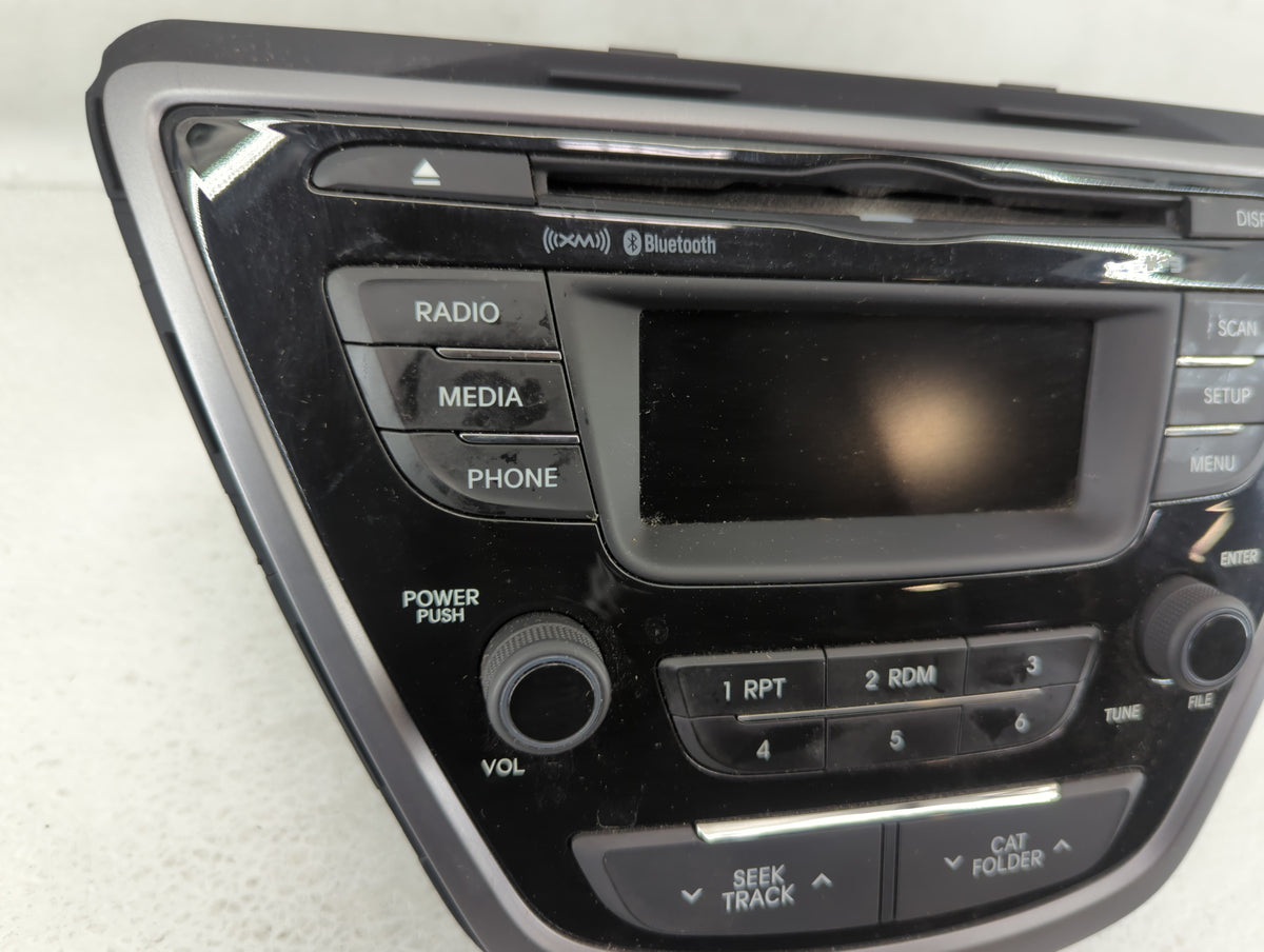 2013-2013 Hyundai Elantra Am Fm Cd Player Radio Receiver 582966 - Oemusedautoparts1.com