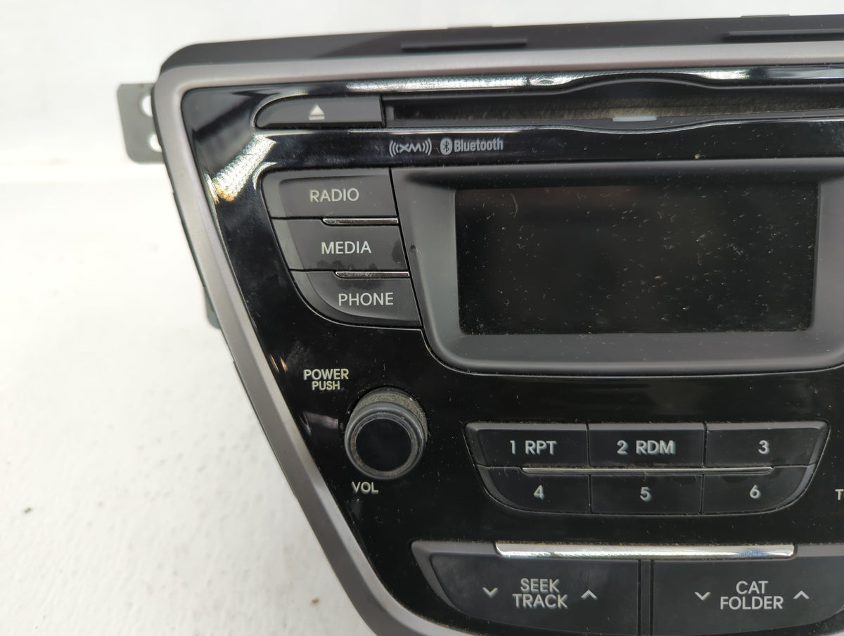 2013-2013 Hyundai Elantra Am Fm Cd Player Radio Receiver 583217 - Oemusedautoparts1.com