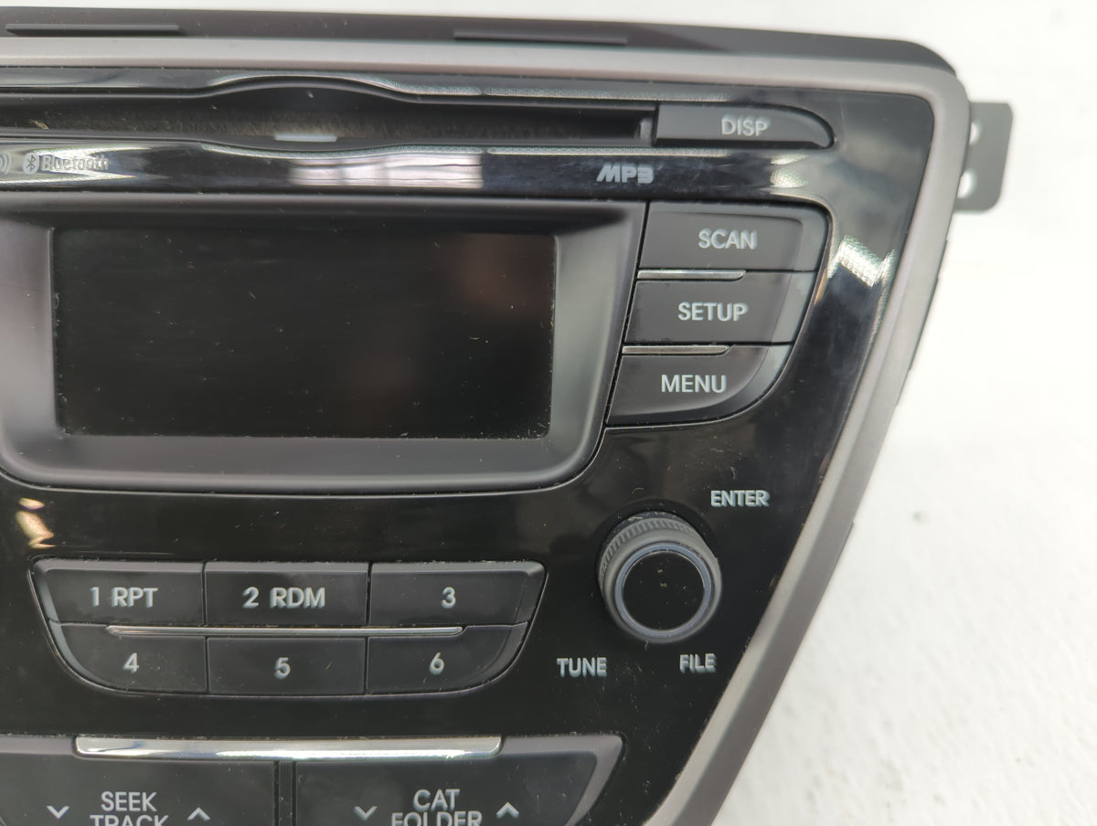 2013-2013 Hyundai Elantra Am Fm Cd Player Radio Receiver 583604 - Oemusedautoparts1.com