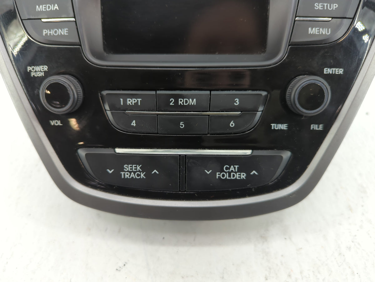 2013-2013 Hyundai Elantra Am Fm Cd Player Radio Receiver 583604 - Oemusedautoparts1.com