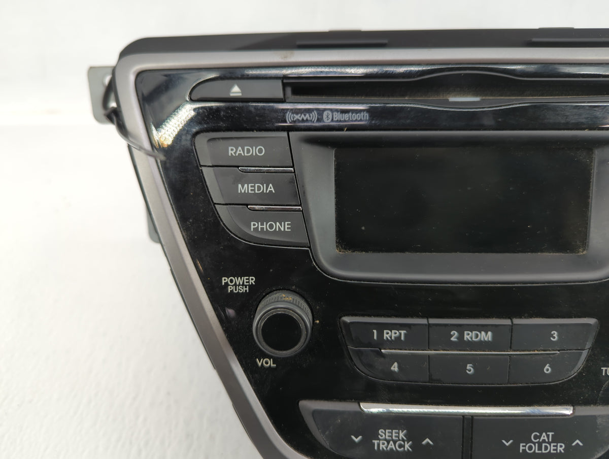 2013-2013 Hyundai Elantra Am Fm Cd Player Radio Receiver 583698 - Oemusedautoparts1.com