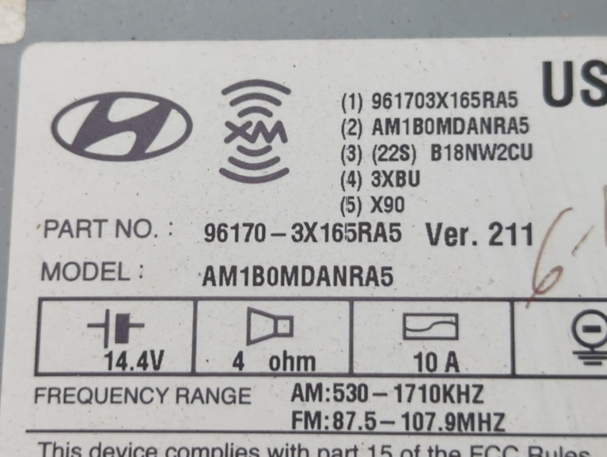 2013-2013 Hyundai Elantra Am Fm Cd Player Radio Receiver 583698 - Oemusedautoparts1.com