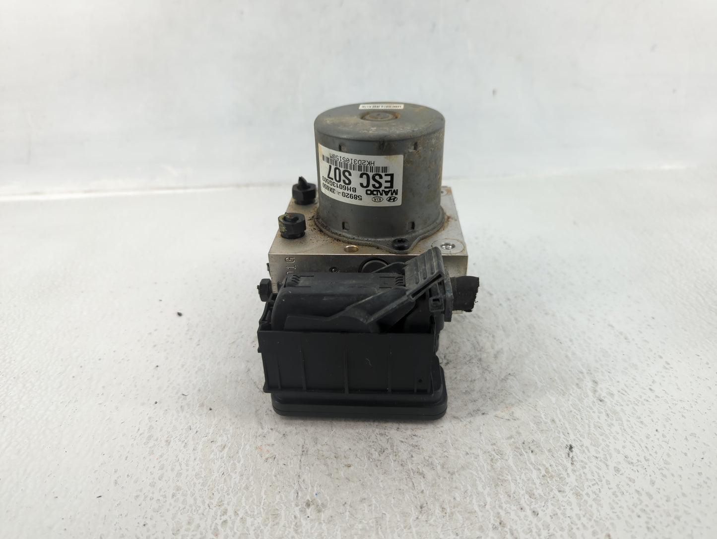 2011-2013 Hyundai Elantra ABS Pump Control Module Replacement P/N:58920-3X650 Fits Fits 2011 2012 2013 OEM Used Auto Parts -