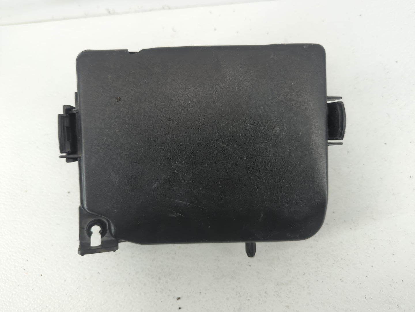 2011-2013 Hyundai Elantra Fusebox Fuse Box Panel Relay Module P/N:912053X214 91950-3X711 Fits Fits 2011 2012 2013 OEM Used A