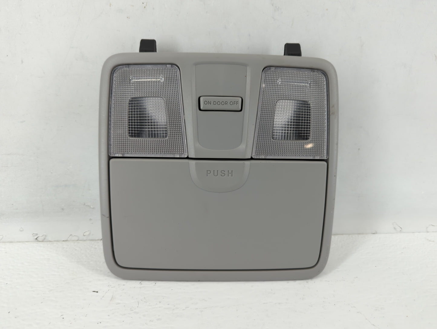 2013 Hyundai Elantra Overhead Roof Console - Oemusedautoparts1.com