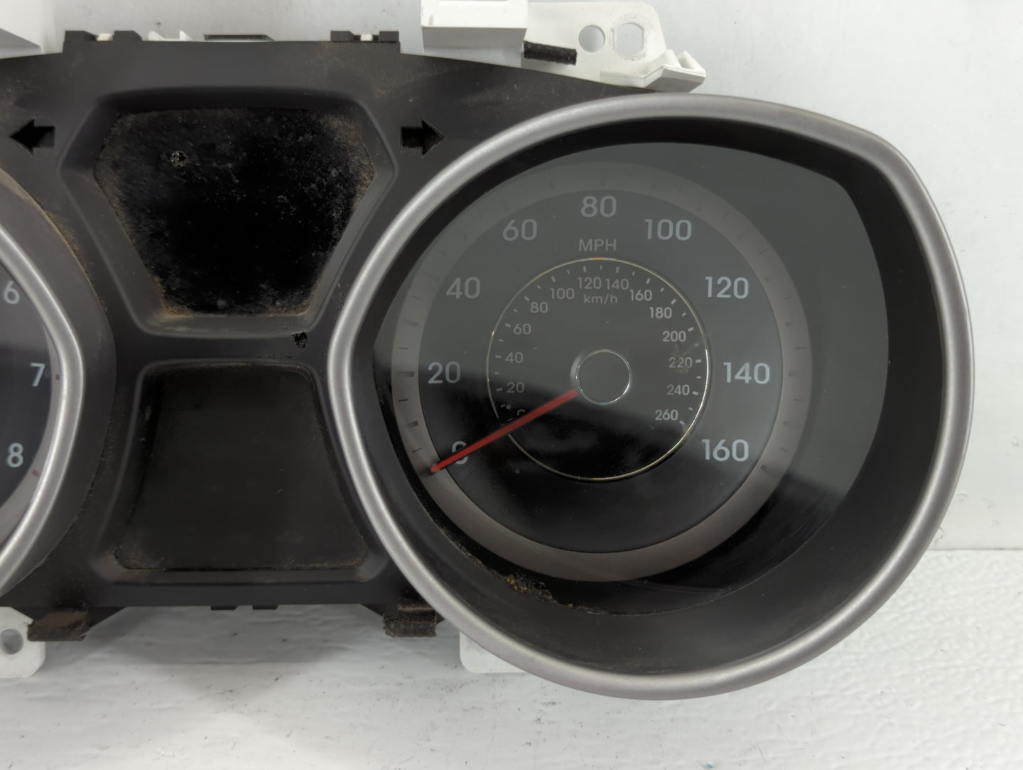 2013 Hyundai Elantra Instrument Cluster Speedometer Gauges P/N:94001-3X275 Fits OEM Used Auto Parts - Oemusedautoparts1.com