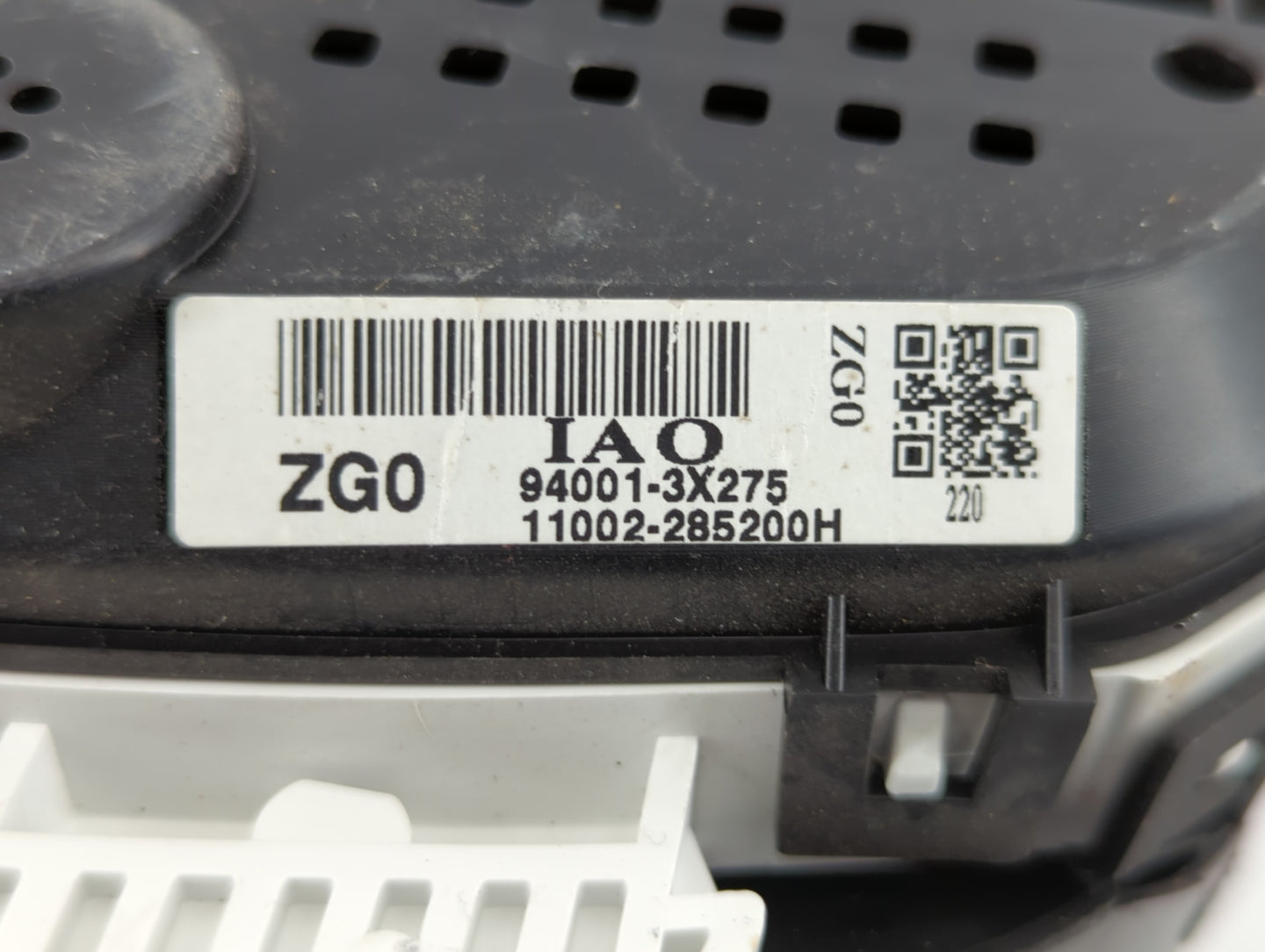 2013 Hyundai Elantra Instrument Cluster Speedometer Gauges P/N:94001-3X275 Fits OEM Used Auto Parts - Oemusedautoparts1.com