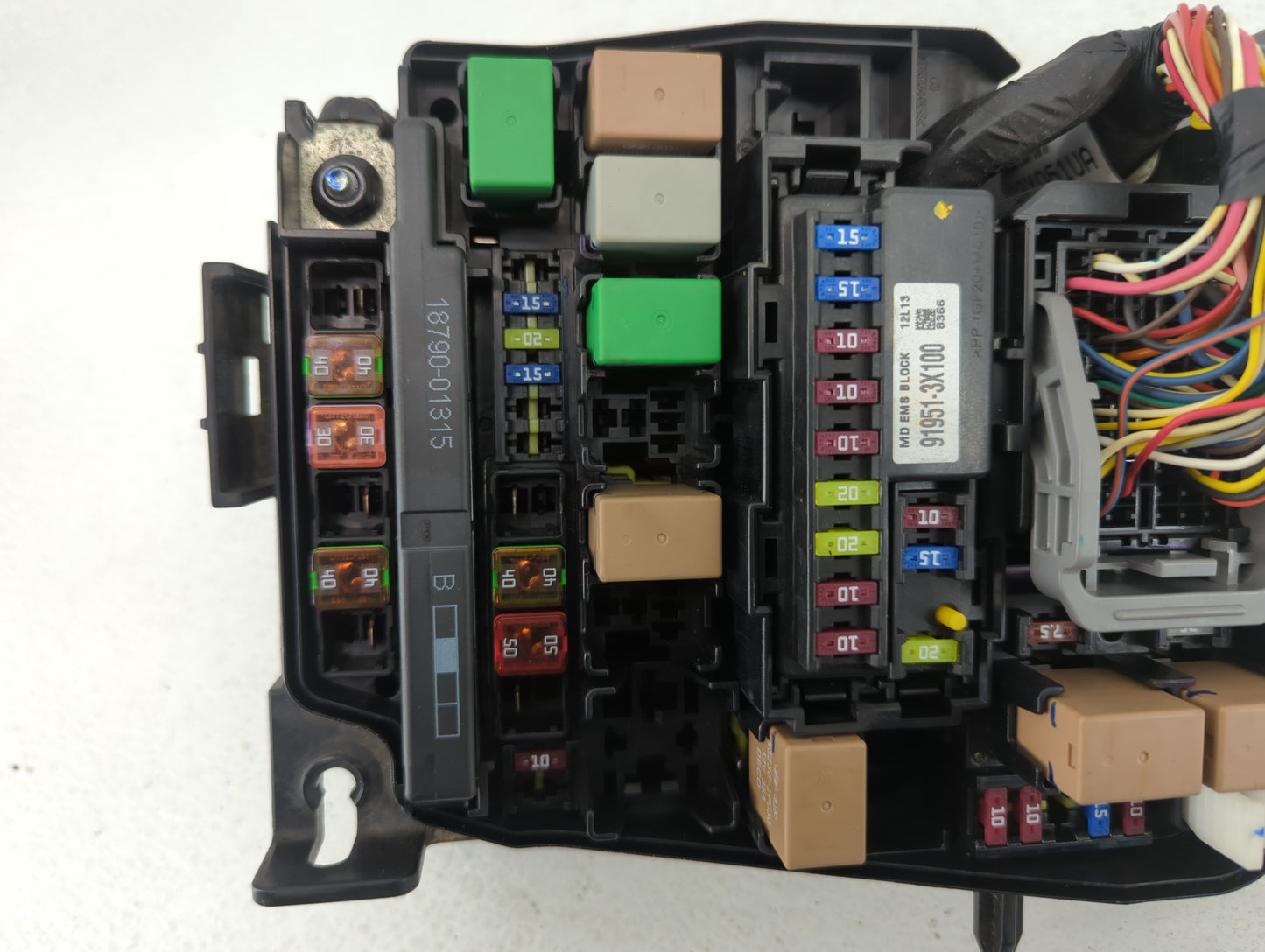 2011-2013 Hyundai Elantra Fusebox Fuse Box Panel Relay Module P/N:91950-3X711 Fits Fits 2011 2012 2013 OEM Used Auto Parts -