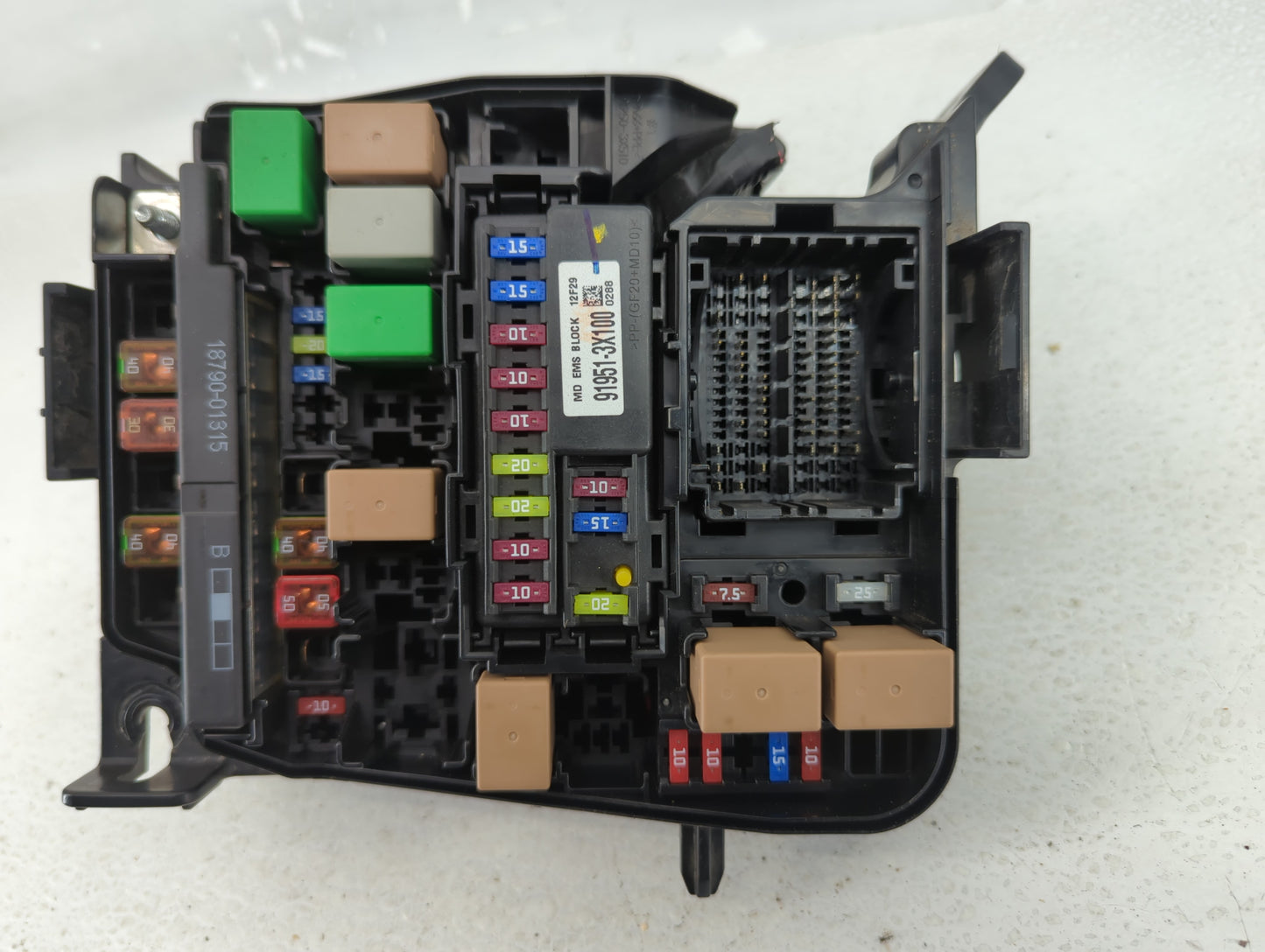 2011-2013 Hyundai Elantra Fusebox Fuse Box Panel Relay Module P/N:91205 3X094 Fits Fits 2011 2012 2013 OEM Used Auto Parts -