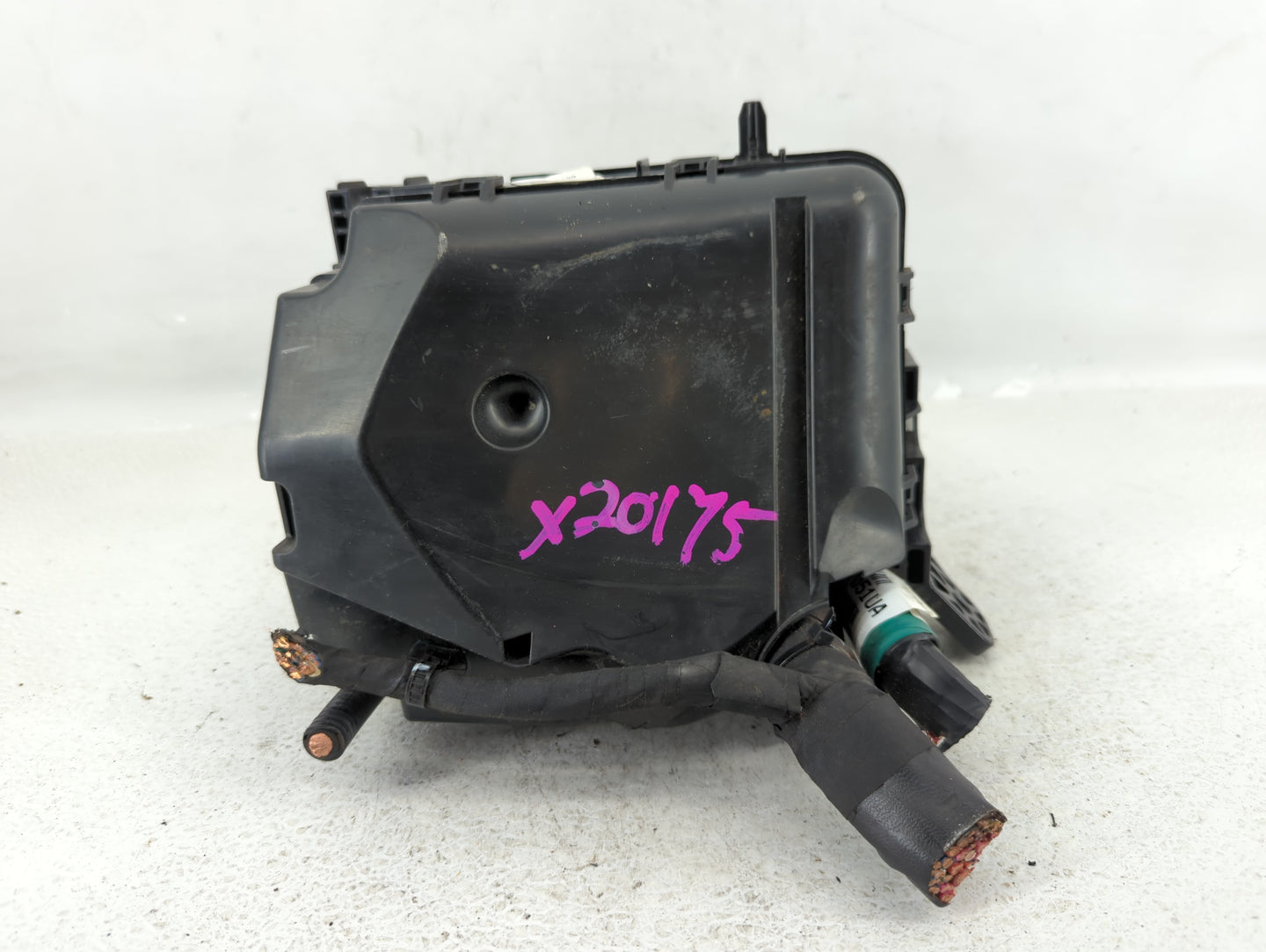 2011-2013 Hyundai Elantra Fusebox Fuse Box Panel Relay Module P/N:91951-3X711 Fits Fits 2011 2012 2013 OEM Used Auto Parts -