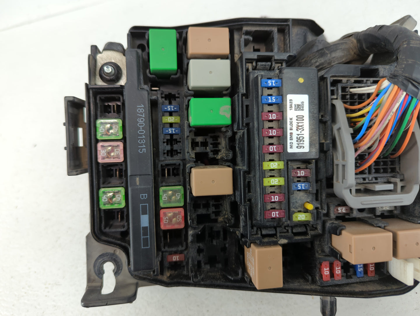 2011-2013 Hyundai Elantra Fusebox Fuse Box Panel Relay Module P/N:91205 3X094 Fits Fits 2011 2012 2013 OEM Used Auto Parts -