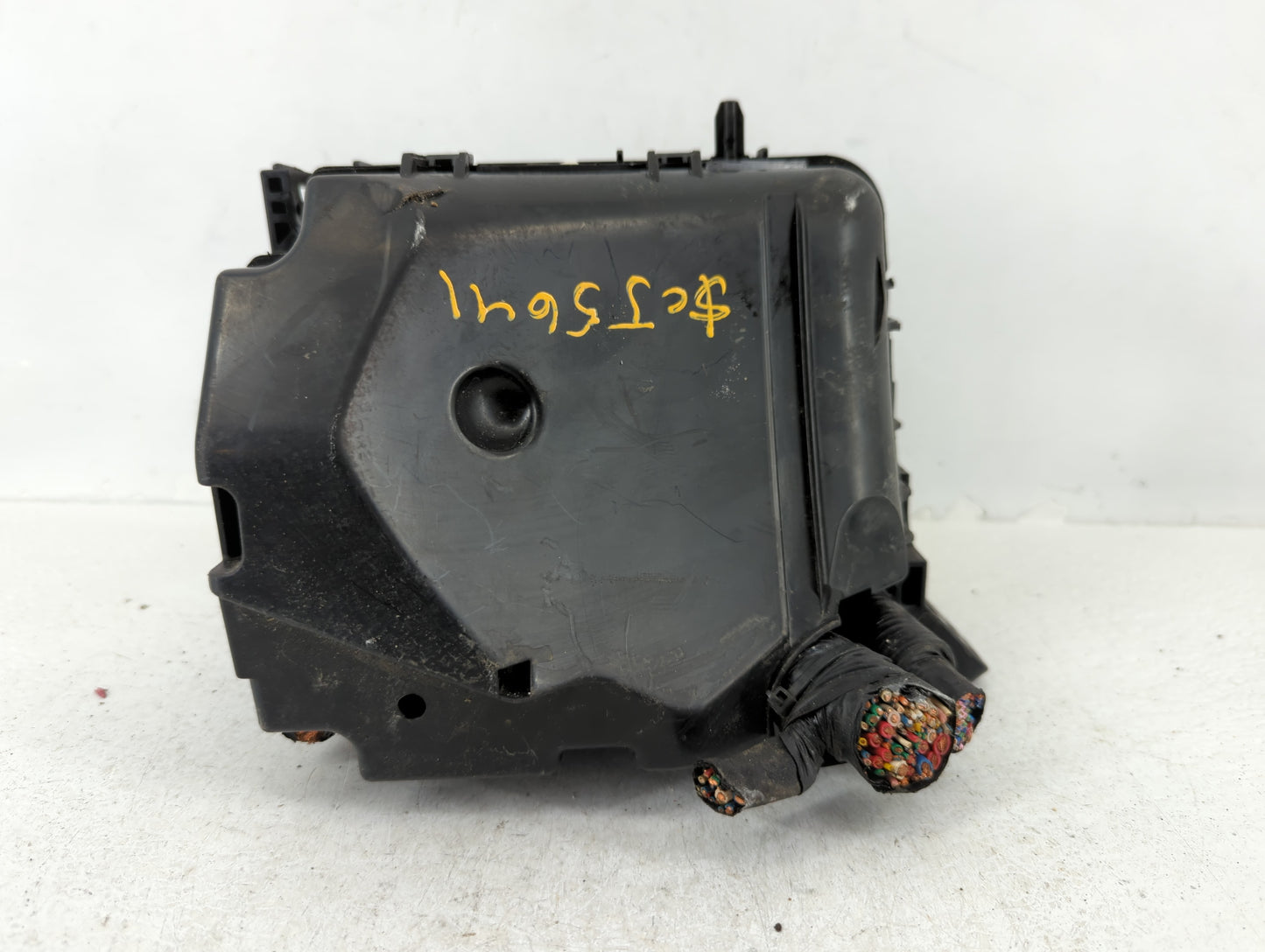 2011-2013 Hyundai Elantra Fusebox Fuse Box Panel Relay Module P/N:91205 3X274 Fits Fits 2011 2012 2013 OEM Used Auto Parts -
