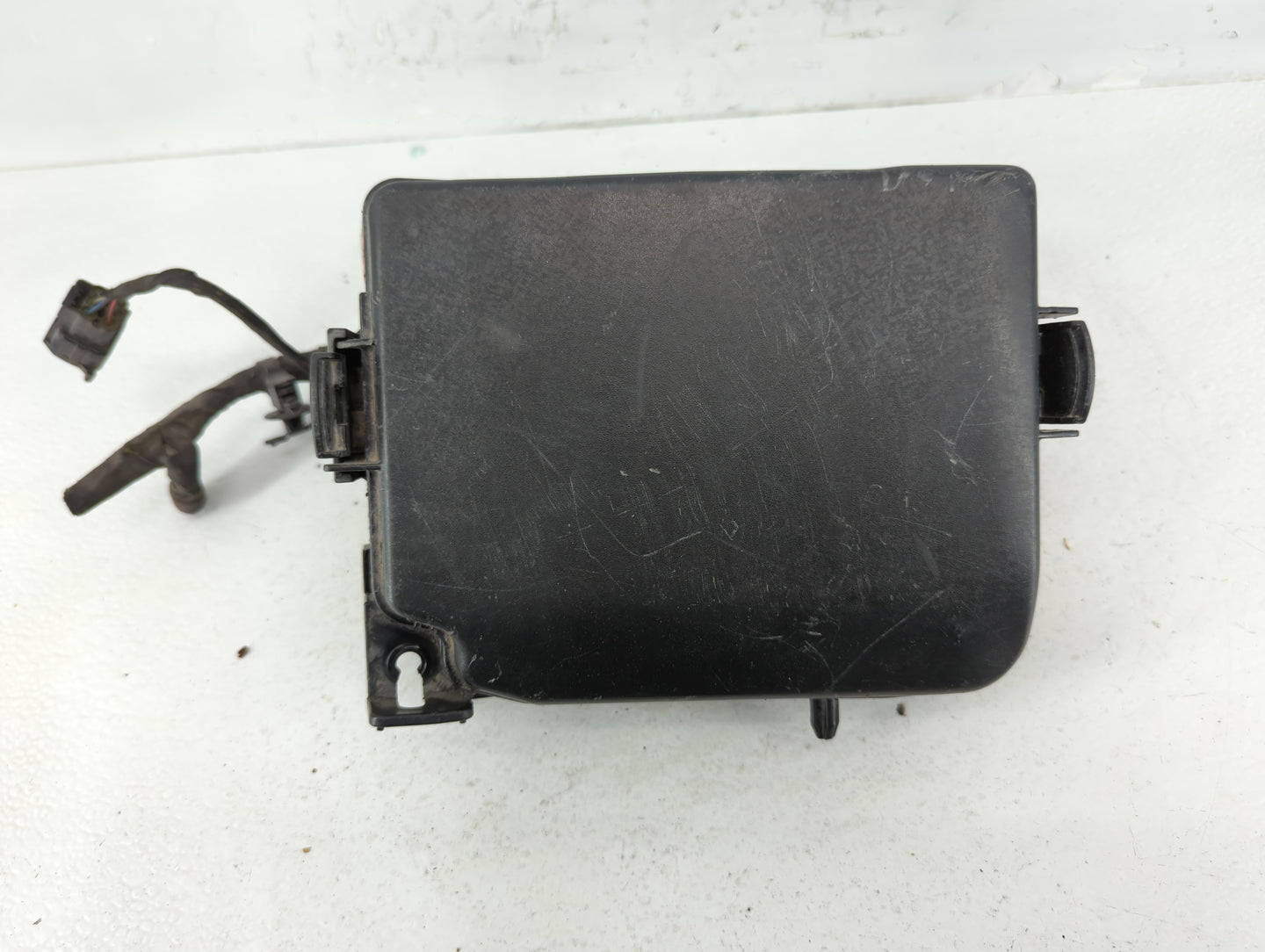 2011-2013 Hyundai Elantra Fusebox Fuse Box Panel Relay Module P/N:91205 3X194 Fits Fits 2011 2012 2013 OEM Used Auto Parts -
