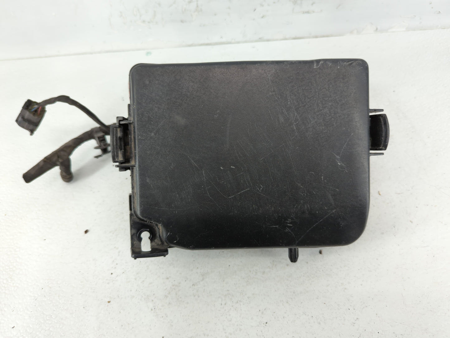 2011-2013 Hyundai Elantra Fusebox Fuse Box Panel Relay Module P/N:91205 3X194 Fits Fits 2011 2012 2013 OEM Used Auto Parts -