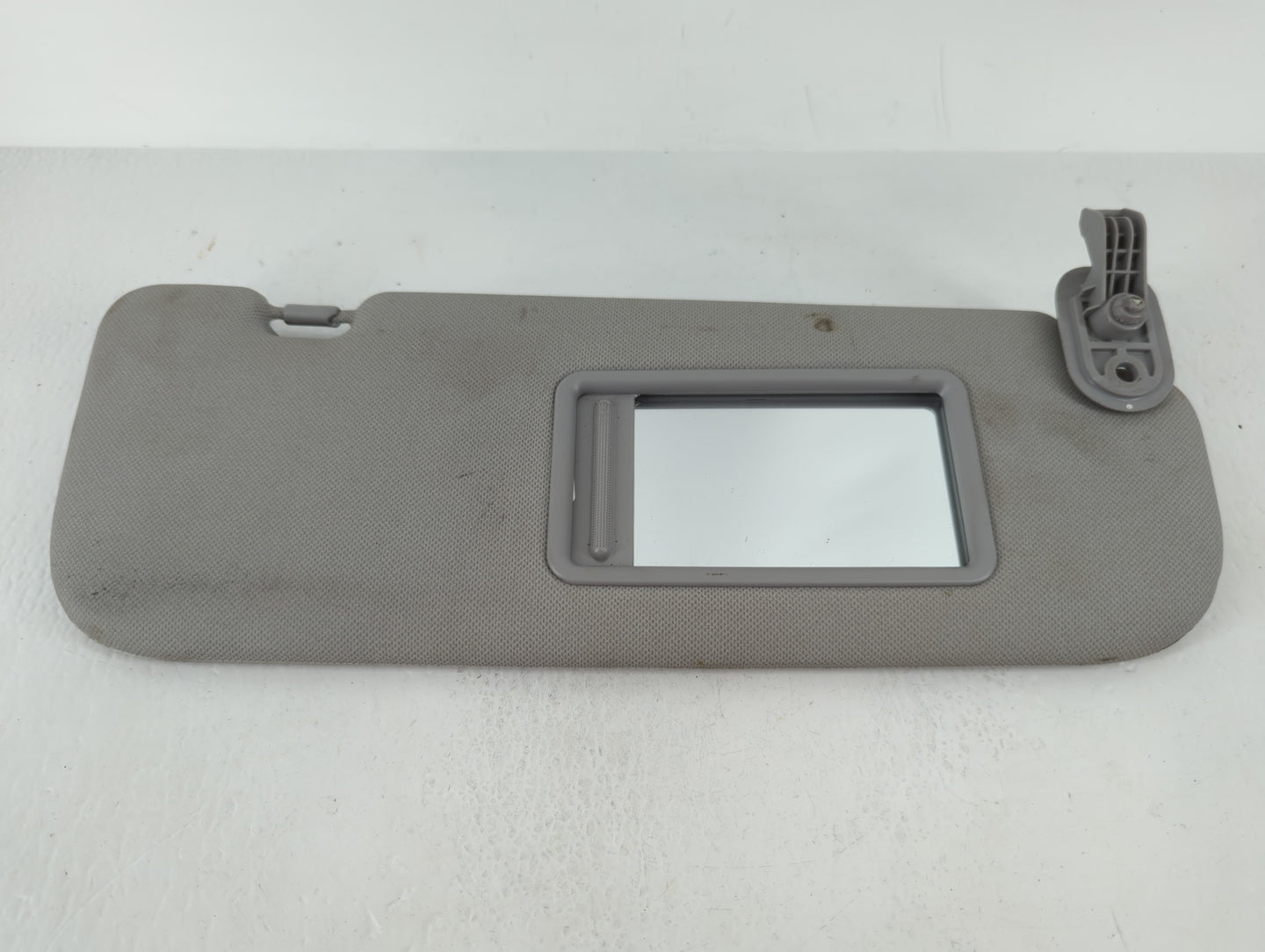2011-2013 Hyundai Elantra Sun Visor Shade Replacement Passenger Right Mirror Fits Fits 2011 2012 2013 OEM Used Auto Parts - 