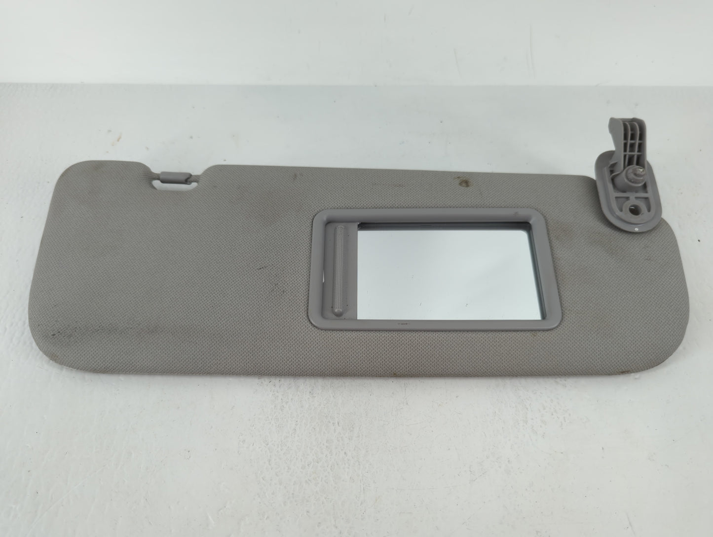 2011-2013 Hyundai Elantra Sun Visor Shade Replacement Passenger Right Mirror Fits Fits 2011 2012 2013 OEM Used Auto Parts - 