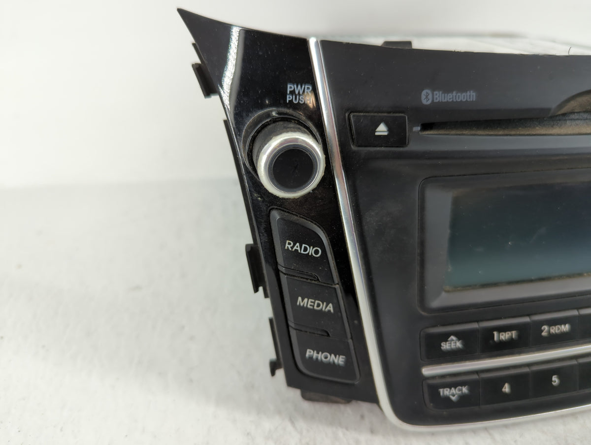 Hyundai Elantra Am Fm Cd Player Radio Receiver 642102 - Oemusedautoparts1.com