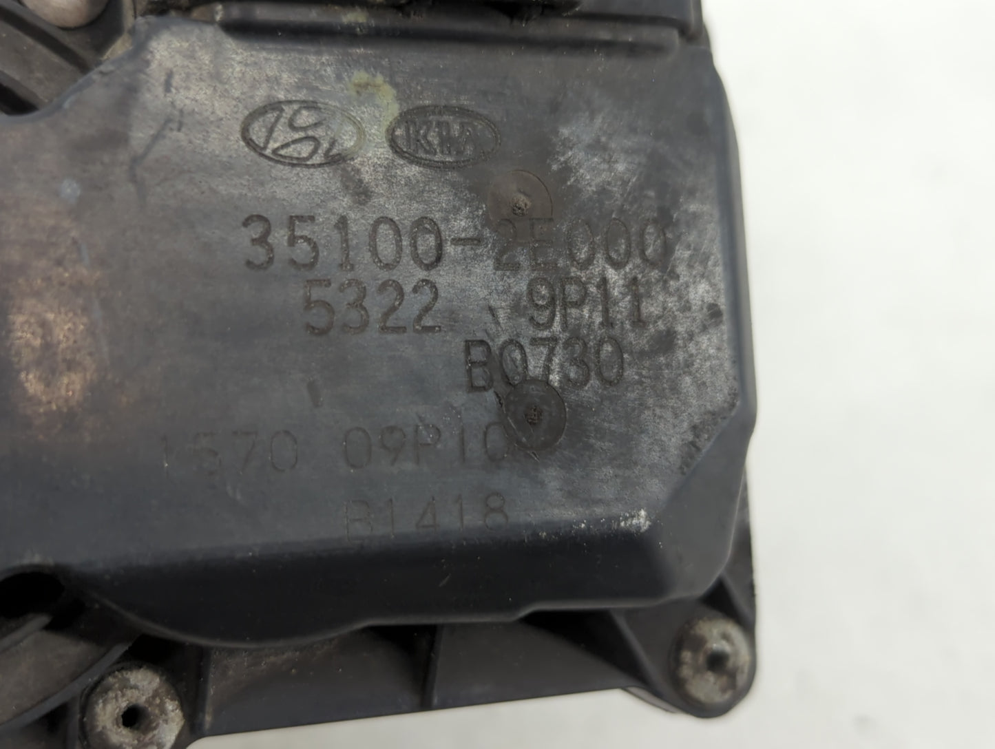 2011-2020 Hyundai Elantra Throttle Body P/N:35100-2E000 Fits Fits 2011 2012 2013 2014 2015 2016 2017 2018 2019 2020 2021 OEM