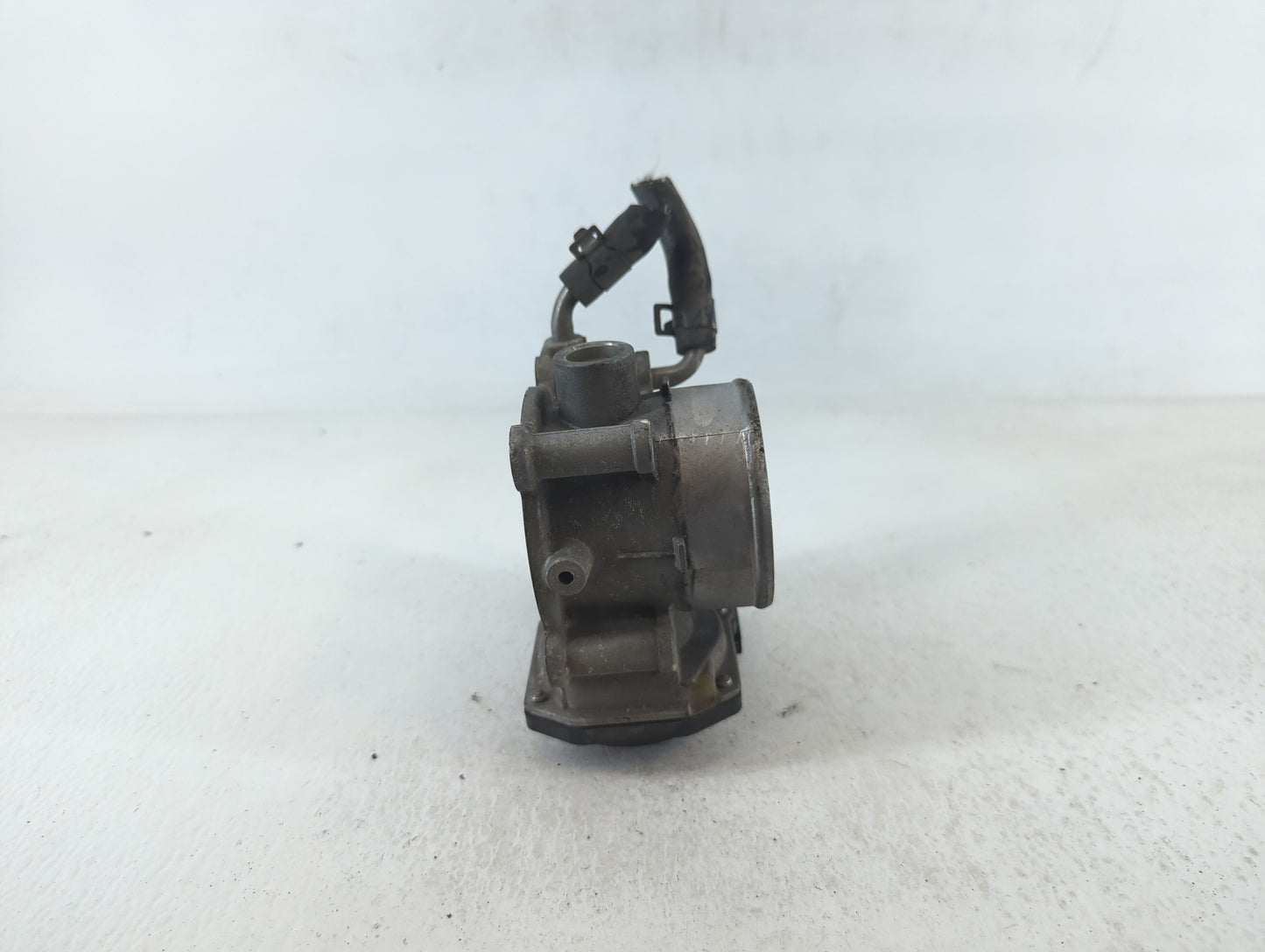 2011-2020 Hyundai Elantra Throttle Body P/N:35100-2E0005322 2P27 Fits Fits 2011 2012 2013 2014 2015 2016 2017 2018 2019 2020
