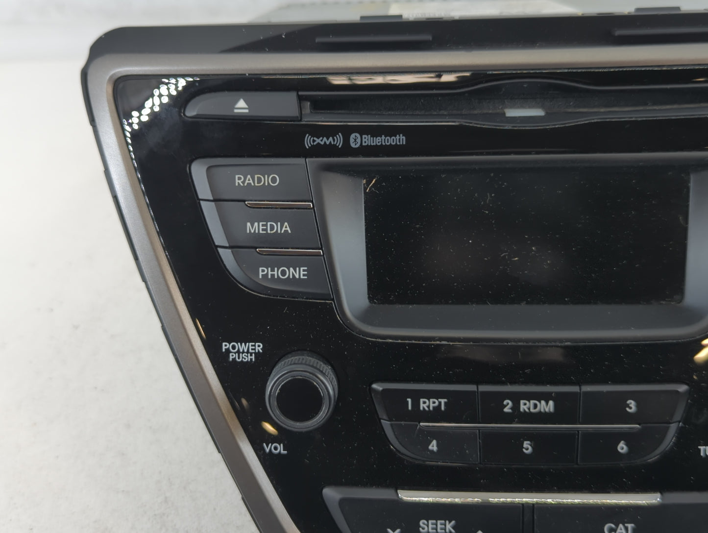 2013-2013 Hyundai Elantra Am Fm Cd Player Radio Receiver - Oemusedautoparts1.com