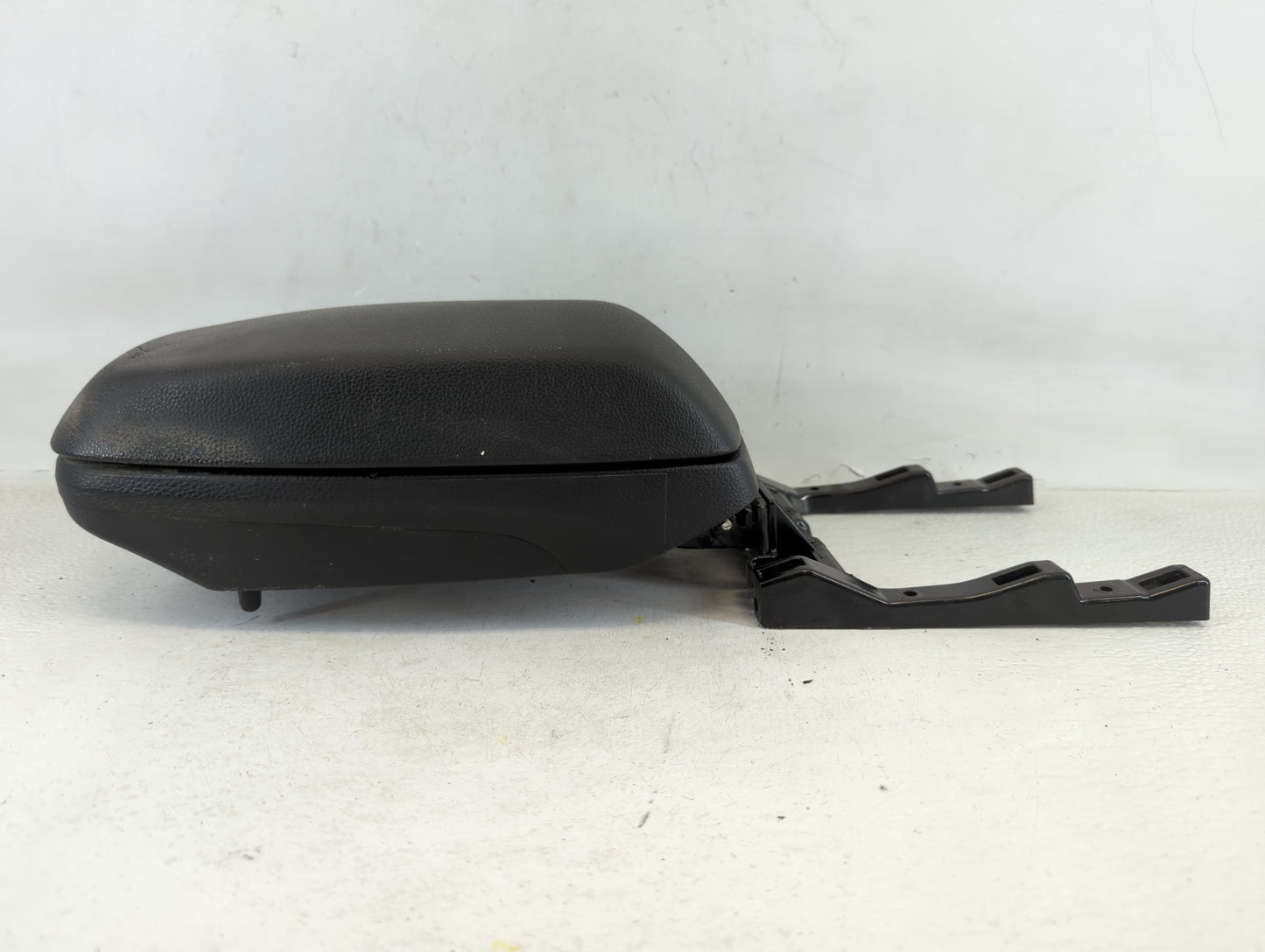 2013 Hyundai Elantra Center Console Armrest Cover Lid Black - Oemusedautoparts1.com