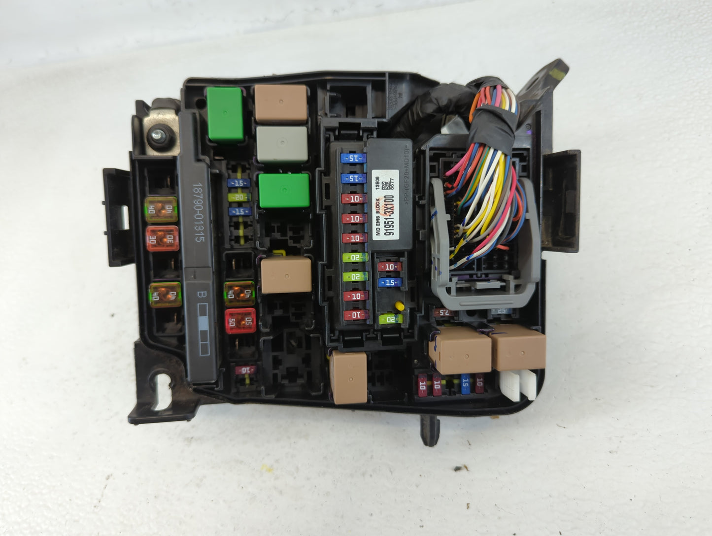 2011-2013 Hyundai Elantra Fusebox Fuse Box Panel Relay Module P/N:91950-3X510 Fits Fits 2011 2012 2013 OEM Used Auto Parts -