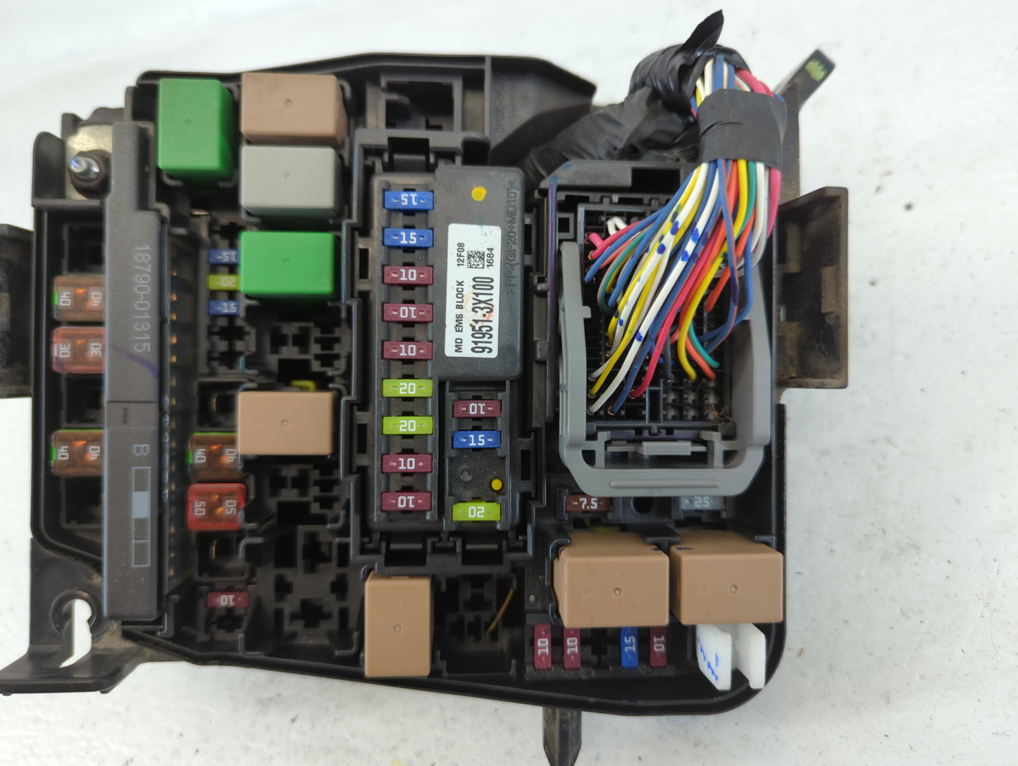 2011-2013 Hyundai Elantra Fusebox Fuse Box Panel Relay Module P/N:1205301948 91950-3X510 Fits Fits 2011 2012 2013 OEM Used A