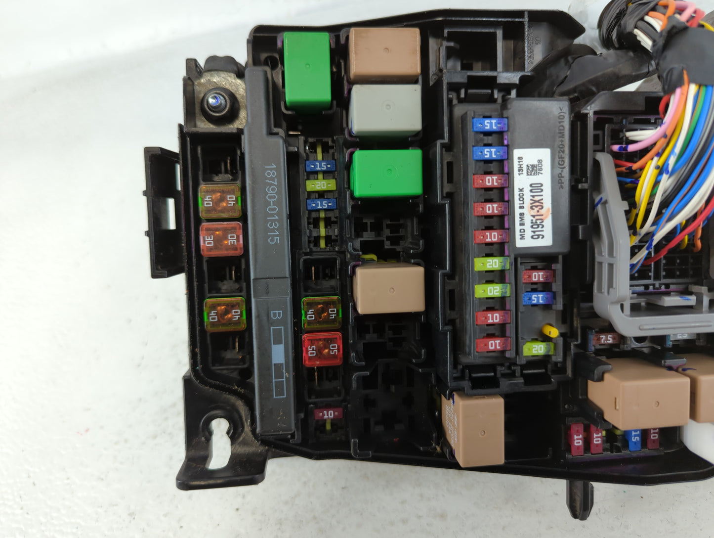 2011-2013 Hyundai Elantra Fusebox Fuse Box Panel Relay Module P/N:91950-3X711 Fits Fits 2011 2012 2013 OEM Used Auto Parts -