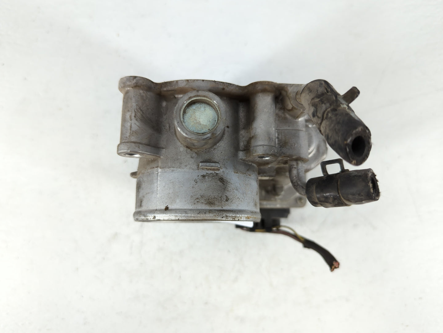 2011-2020 Hyundai Elantra Throttle Body P/N:35100-2E000 Fits Fits 2011 2012 2013 2014 2015 2016 2017 2018 2019 2020 2021 OEM