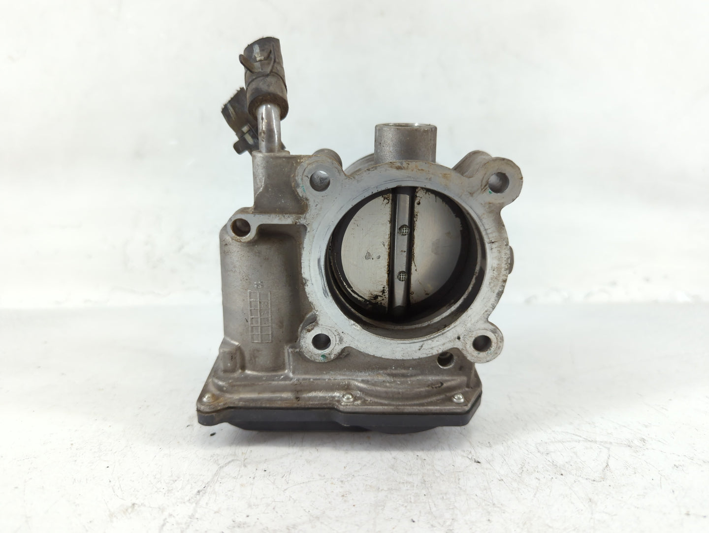 2011-2020 Hyundai Elantra Throttle Body P/N:35100-2E000 Fits Fits 2011 2012 2013 2014 2015 2016 2017 2018 2019 2020 2021 OEM