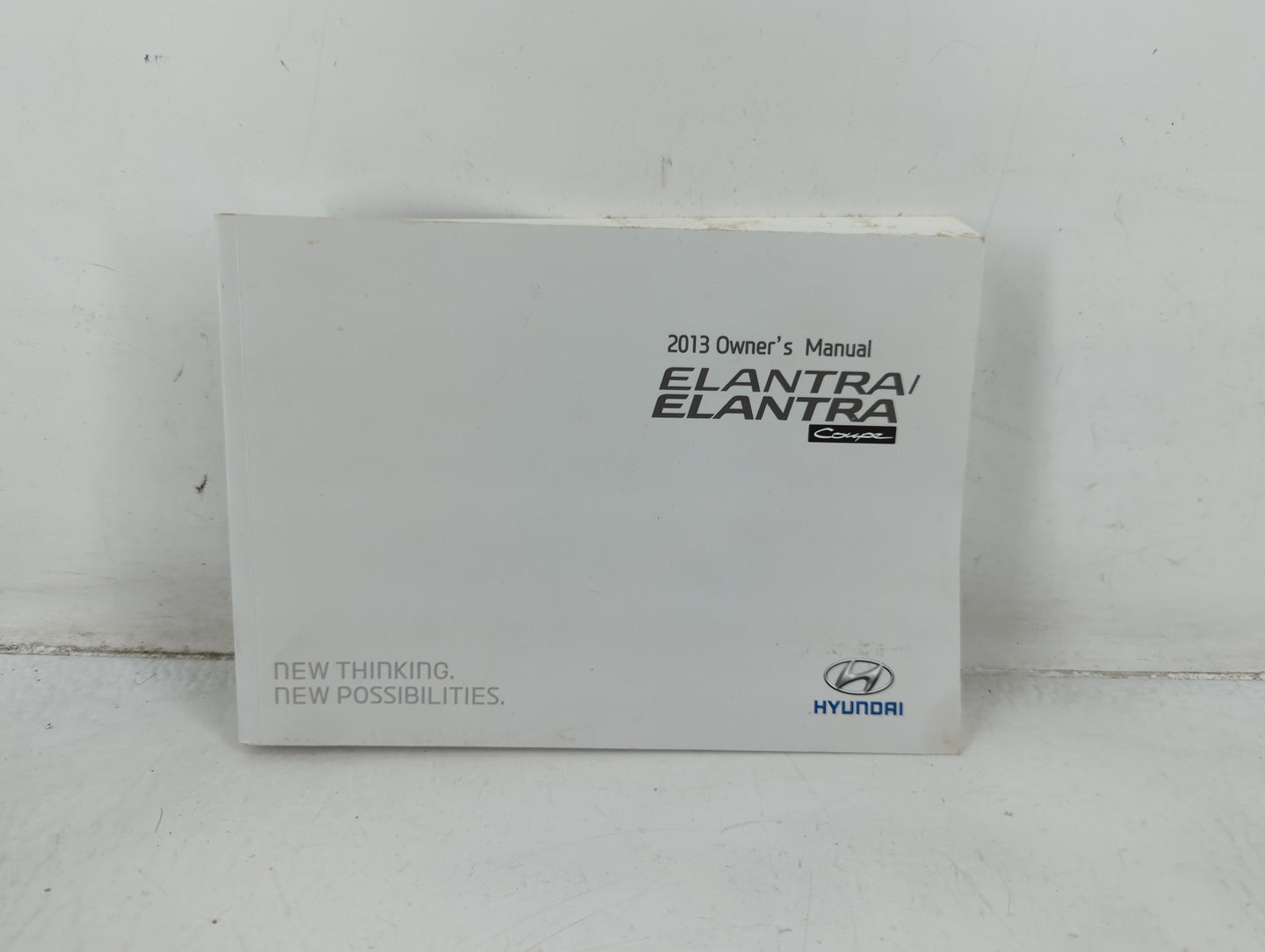 2013 Hyundai Elantra Owners Manual Book Guide P/N:A3X0-EU25D OEM Used Auto Parts - Oemusedautoparts1.com