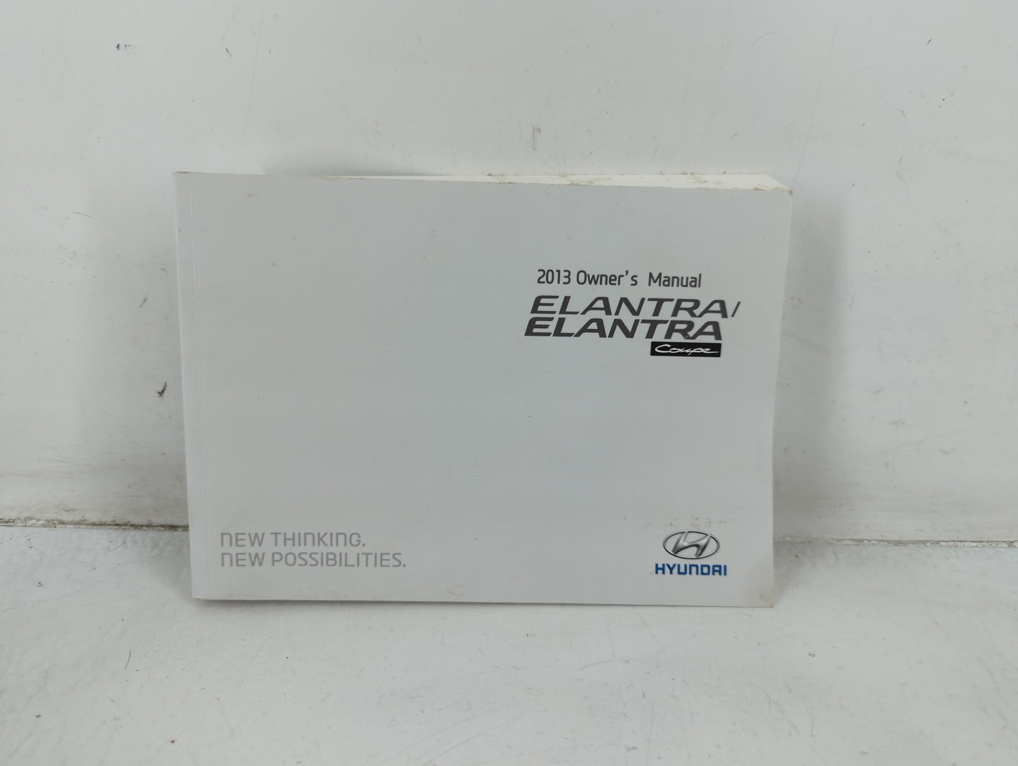 2013 Hyundai Elantra Owners Manual Book Guide P/N:A3X0-EU25D OEM Used Auto Parts - Oemusedautoparts1.com