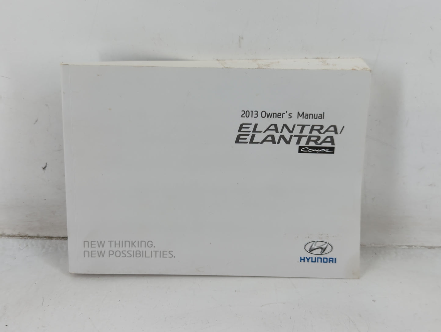 2013 Hyundai Elantra Owners Manual Book Guide P/N:A3X0-EU25D OEM Used Auto Parts - Oemusedautoparts1.com