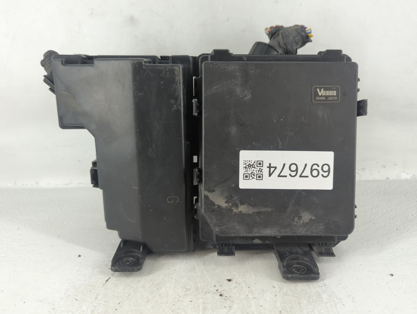 2011-2013 Hyundai Elantra Fusebox Fuse Box Panel Relay Module P/N:284B6 JG03A Fits Fits 2011 2012 2013 OEM Used Auto Parts -