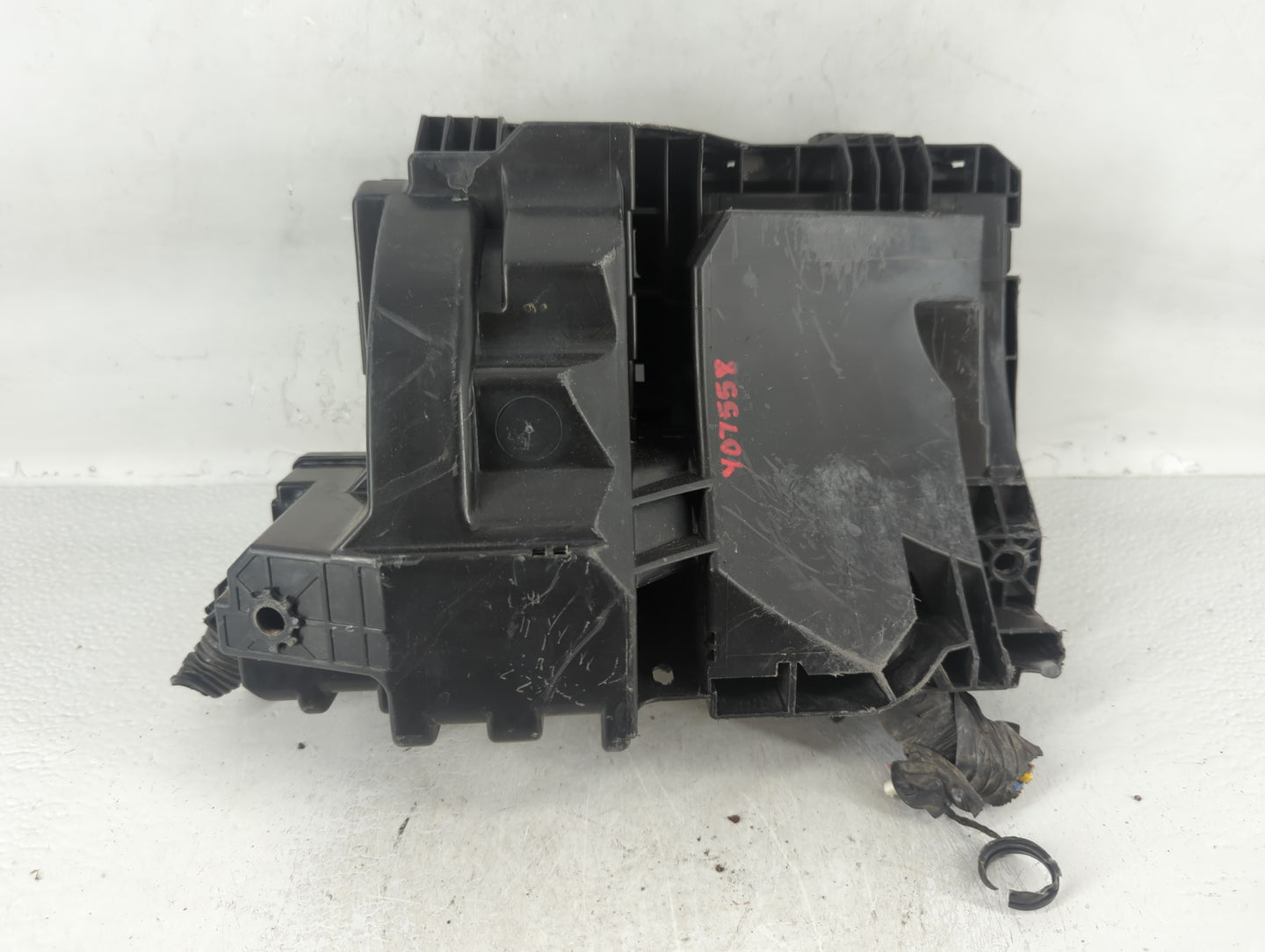 2011-2013 Hyundai Elantra Fusebox Fuse Box Panel Relay Module P/N:284B6 JG03A Fits Fits 2011 2012 2013 OEM Used Auto Parts -
