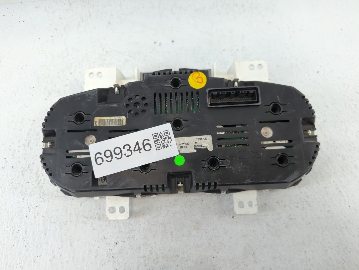 2013 Hyundai Elantra Instrument Cluster Speedometer Gauges P/N:94001-3Y520 Fits OEM Used Auto Parts - Oemusedautoparts1.com