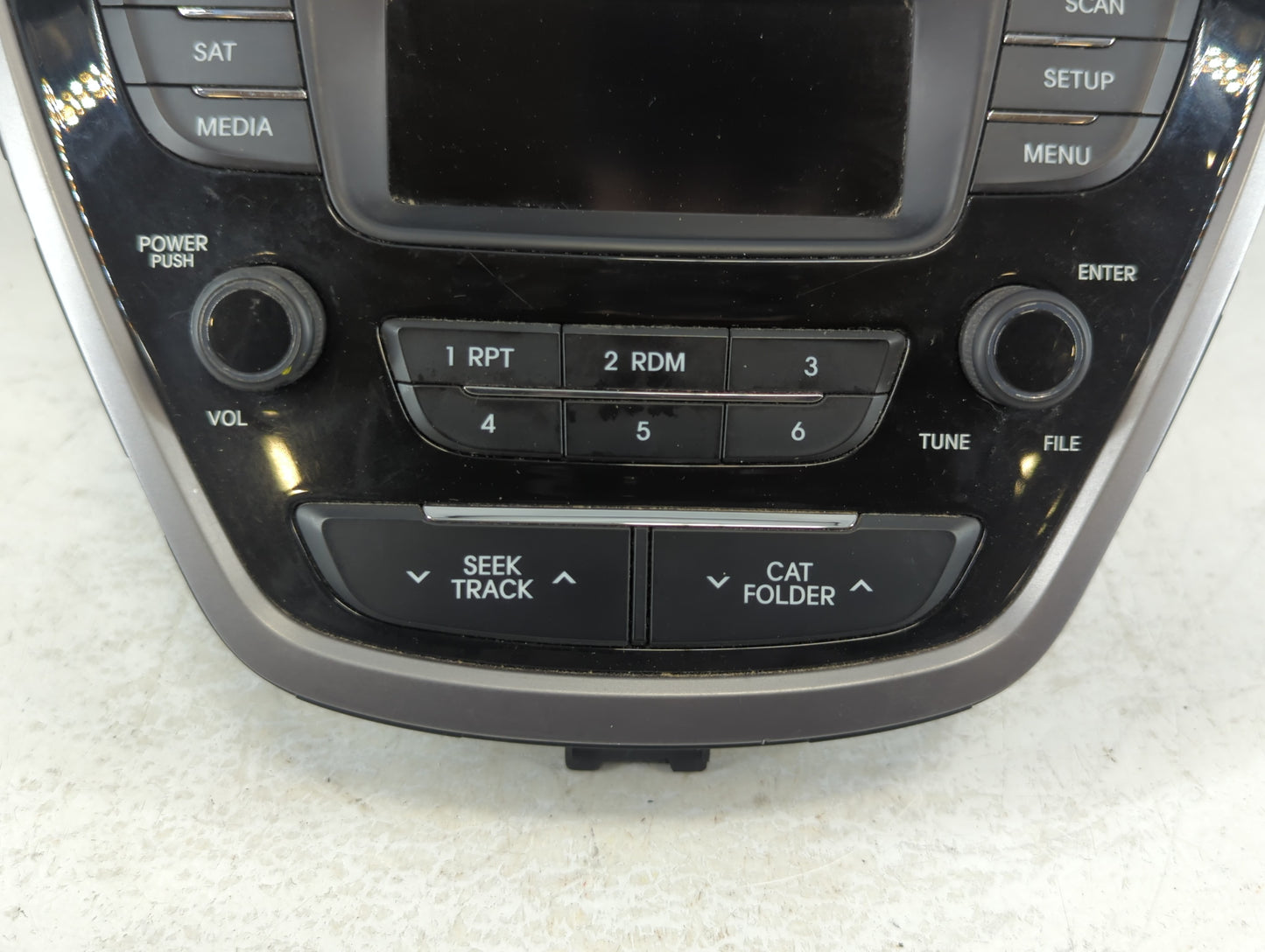 2013-2013 Hyundai Elantra Am Fm Cd Player Radio Receiver - Oemusedautoparts1.com
