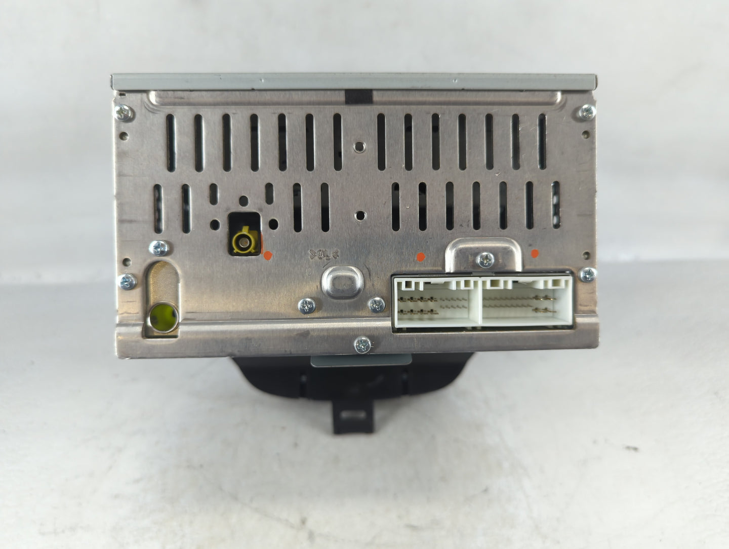 2013-2013 Hyundai Elantra Am Fm Cd Player Radio Receiver - Oemusedautoparts1.com