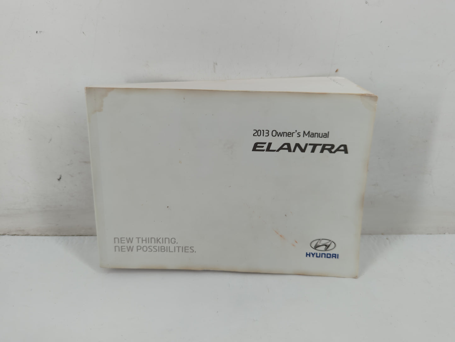 2013 Hyundai Elantra Owners Manual Book Guide P/N:A3Y0-EC28D OEM Used Auto Parts - Oemusedautoparts1.com